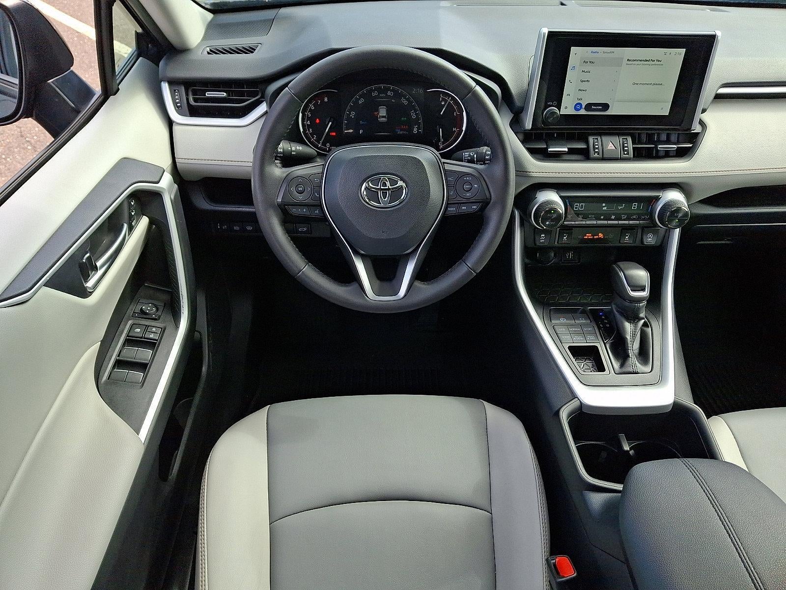 2025 Toyota RAV4 XLE Premium AWD (Natl)