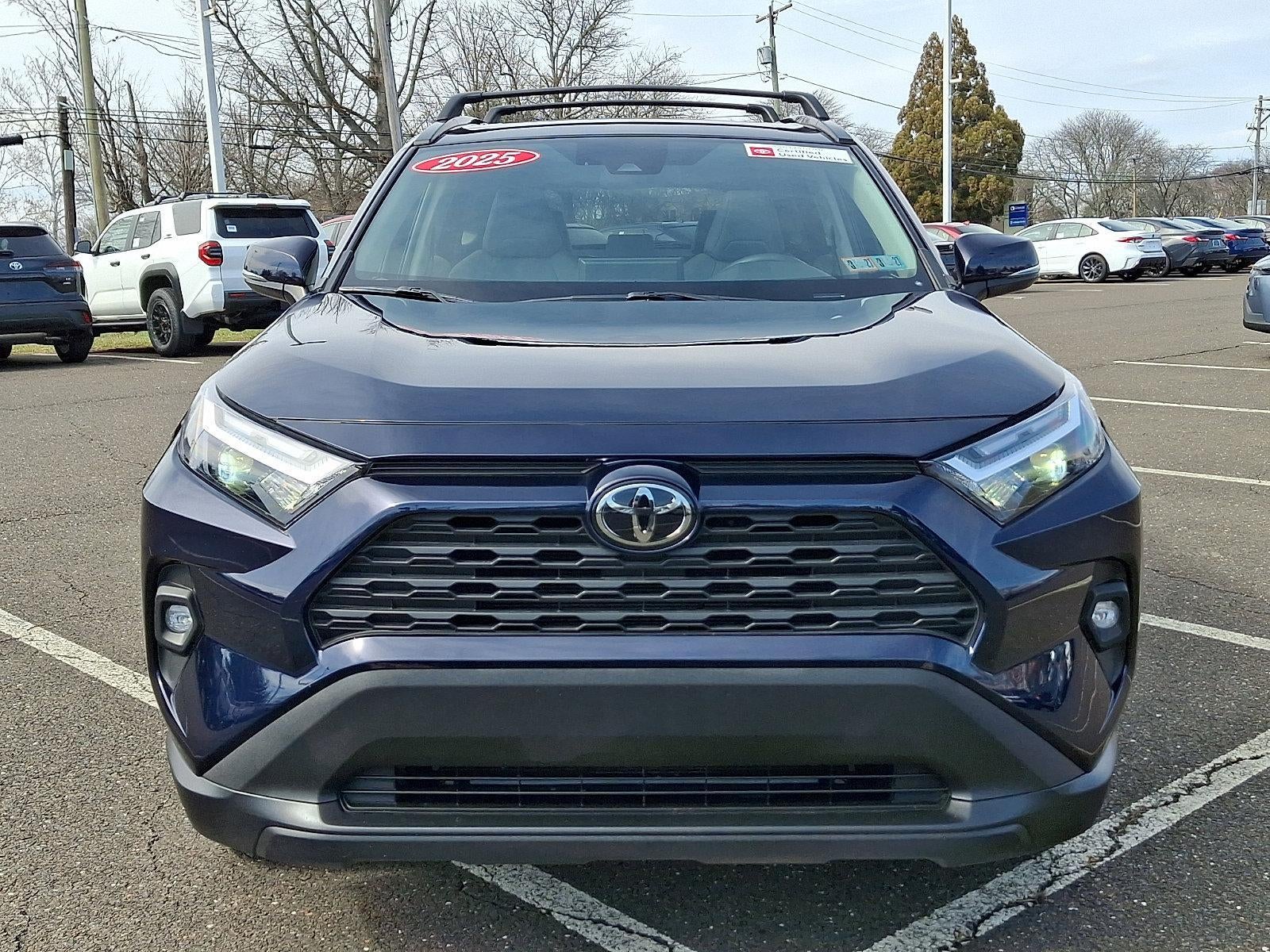 2025 Toyota RAV4 XLE Premium AWD (Natl)