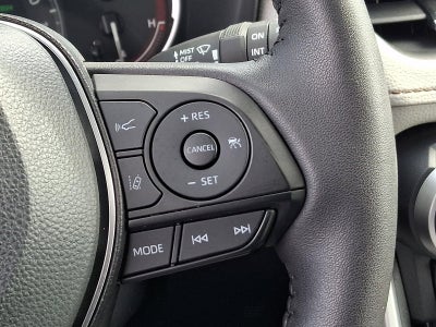 2025 Toyota RAV4 XLE Premium AWD (Natl)