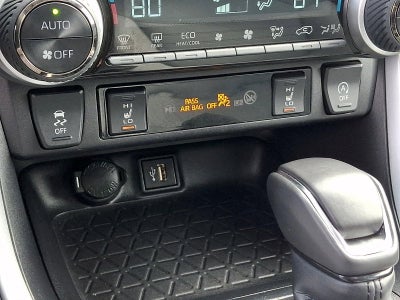 2025 Toyota RAV4 XLE Premium AWD (Natl)