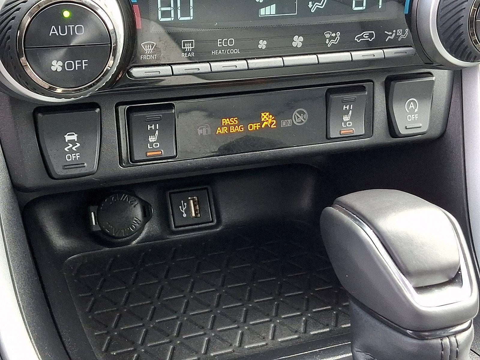 2025 Toyota RAV4 XLE Premium AWD (Natl)