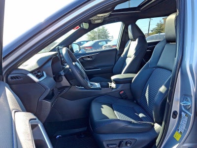 2024 Toyota RAV4 Hybrid XSE AWD (Natl)