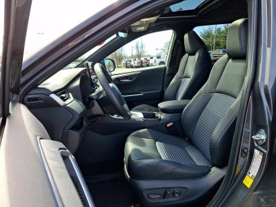 2025 Toyota RAV4 Hybrid XSE AWD (Natl)