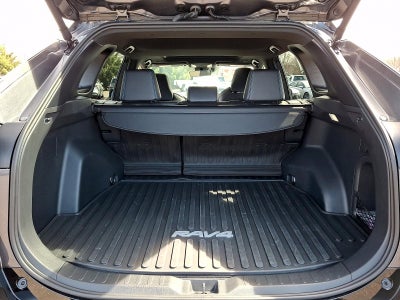 2025 Toyota RAV4 Hybrid XSE AWD (Natl)