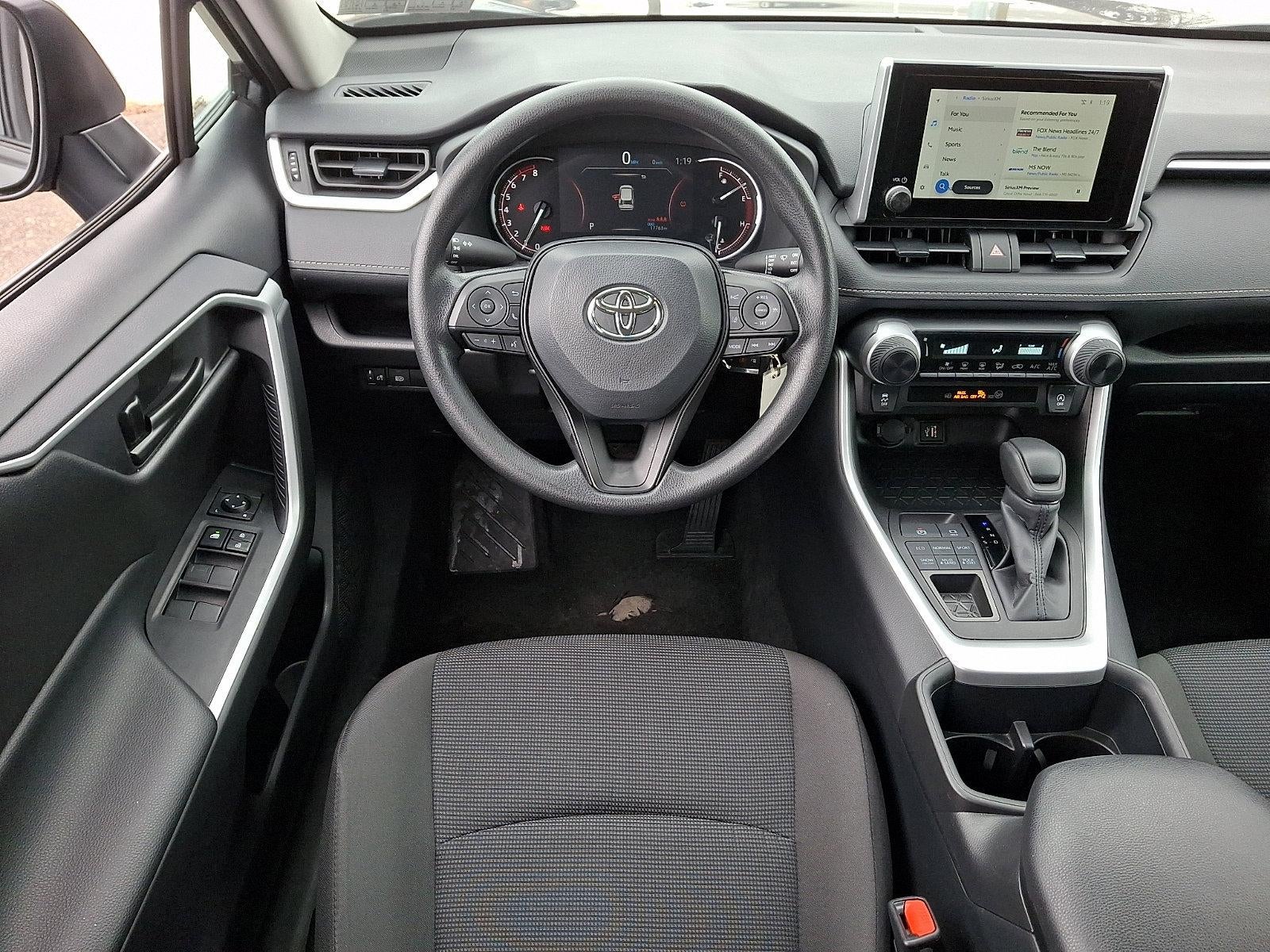 2025 Toyota RAV4 LE AWD (Natl)