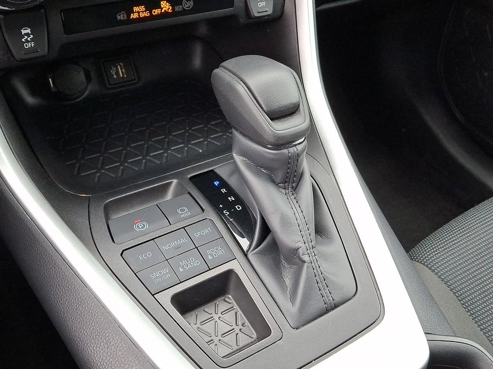 2025 Toyota RAV4 LE AWD (Natl)