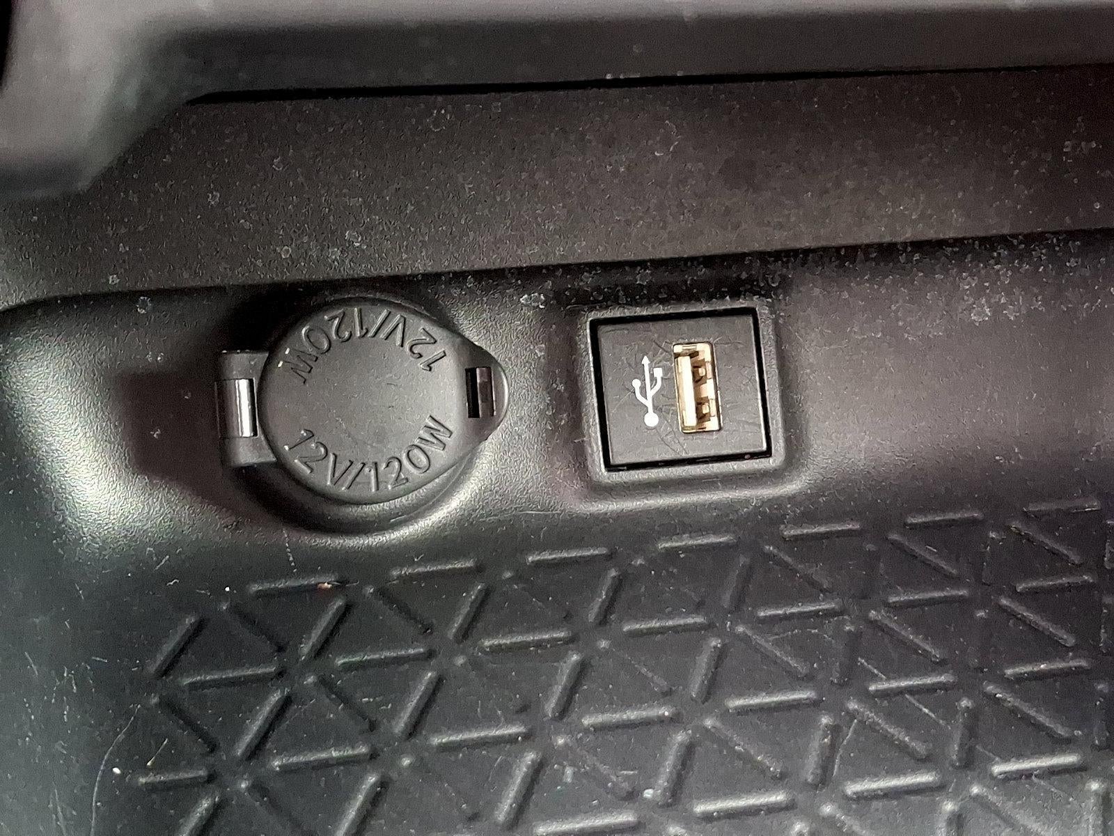 2025 Toyota RAV4 LE AWD (Natl)