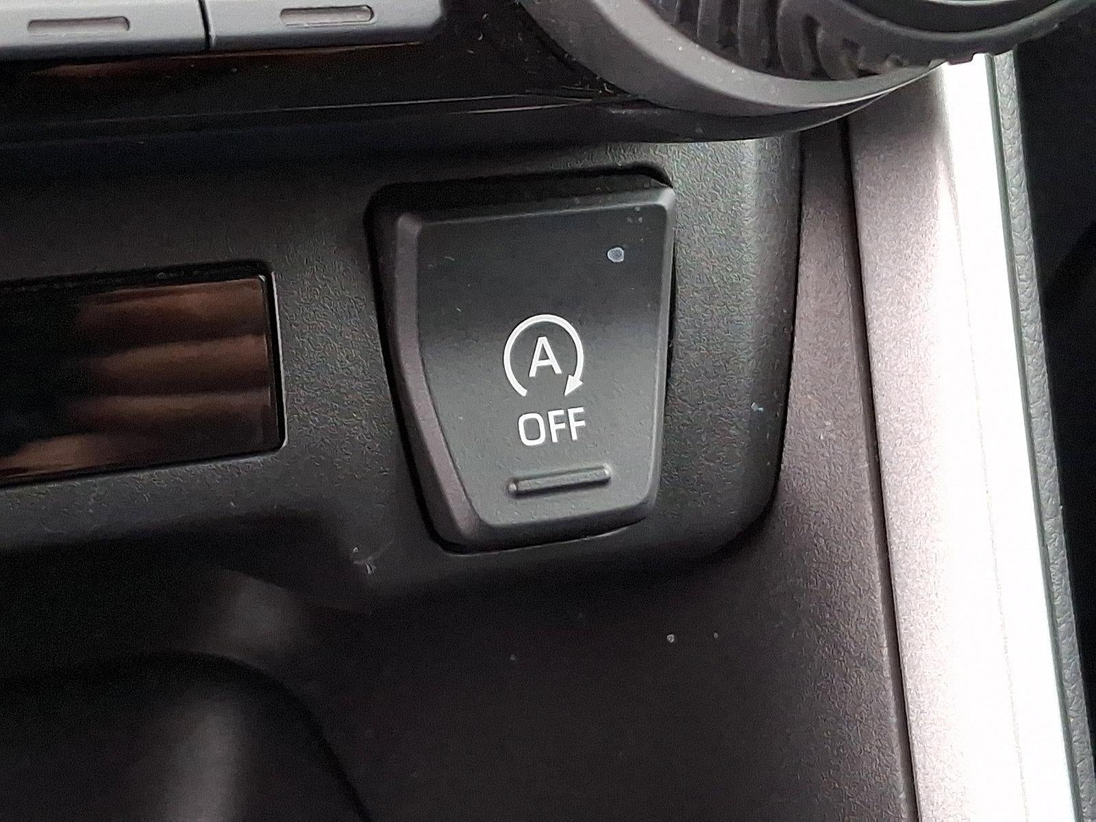 2025 Toyota RAV4 LE AWD (Natl)