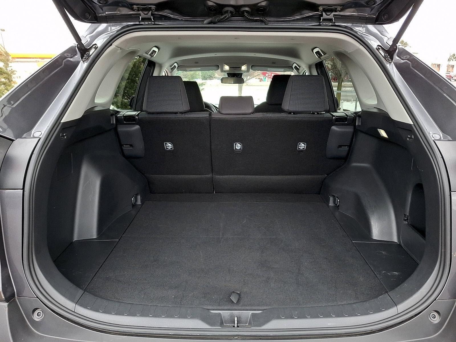 2025 Toyota RAV4 LE AWD (Natl)