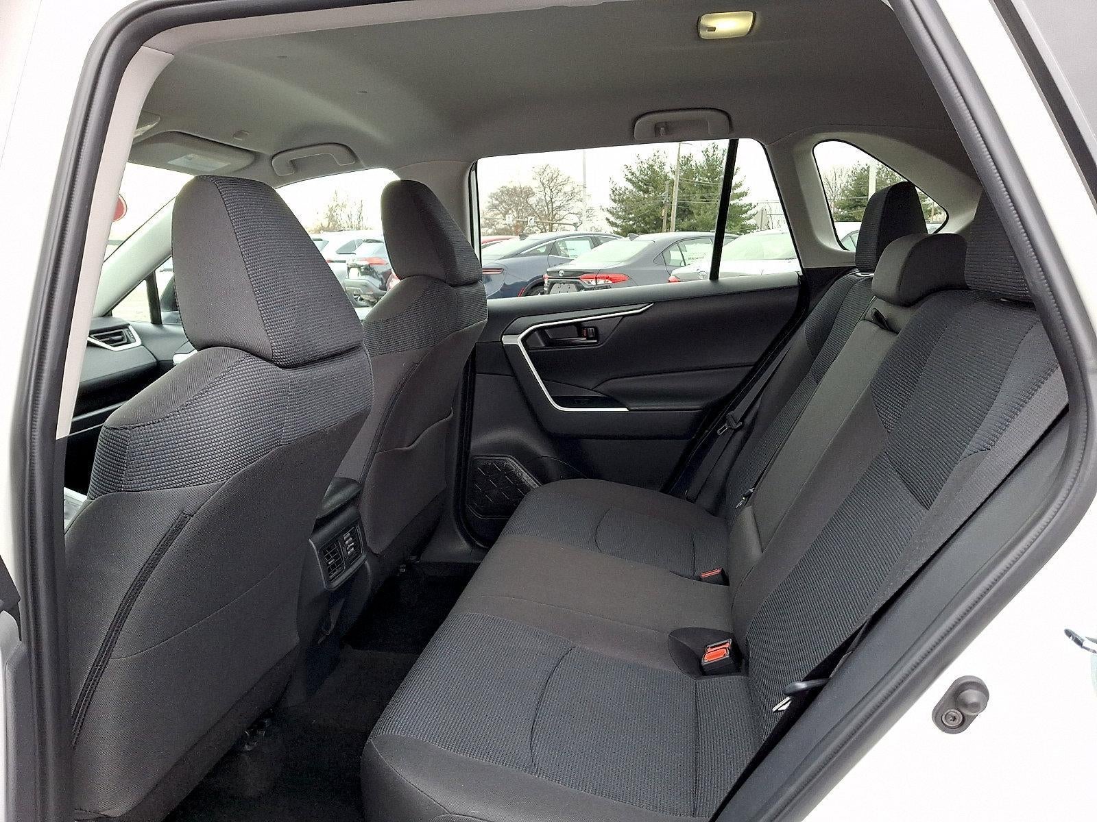 2025 Toyota RAV4 LE AWD (Natl)