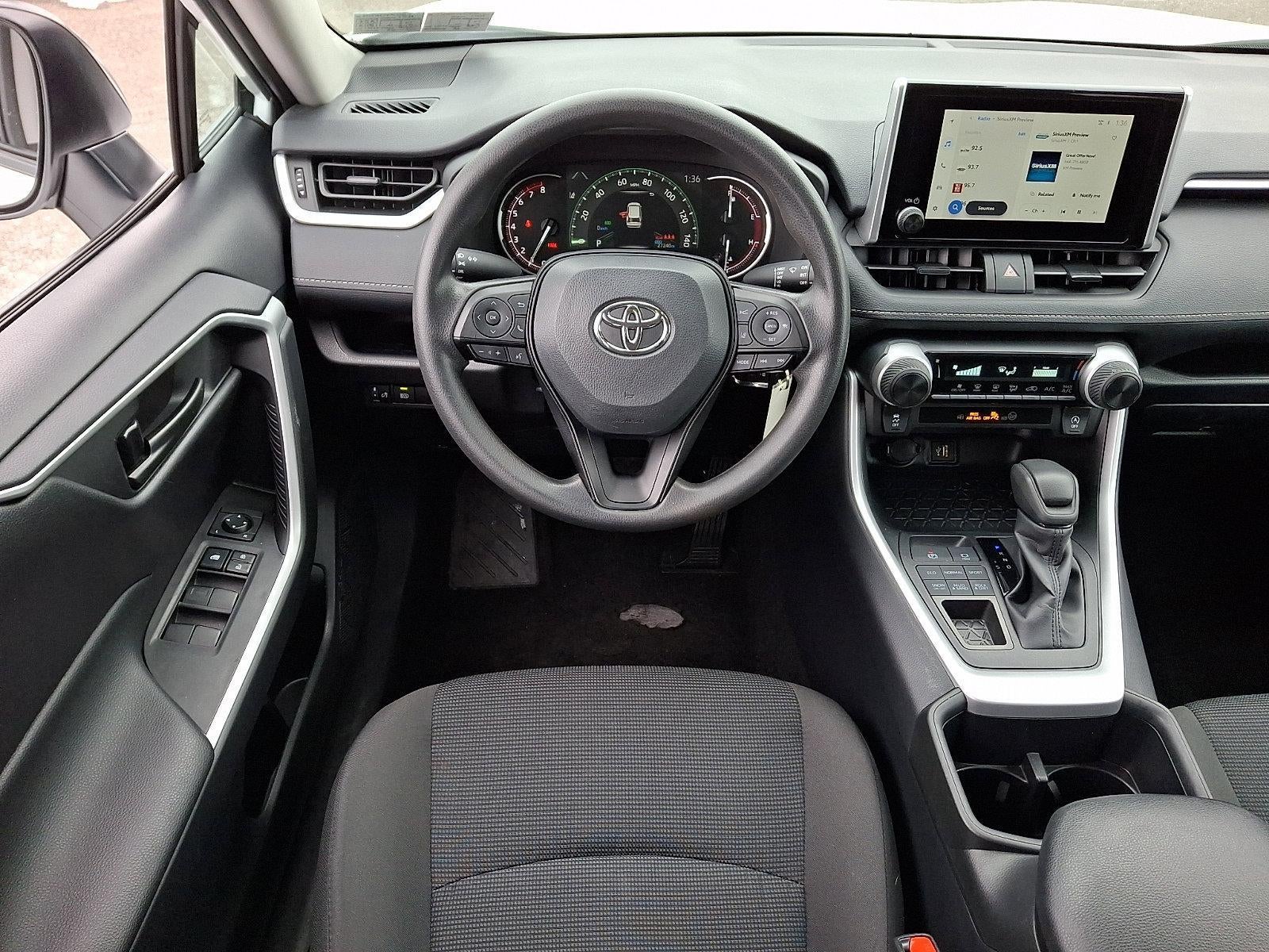 2025 Toyota RAV4 LE AWD (Natl)
