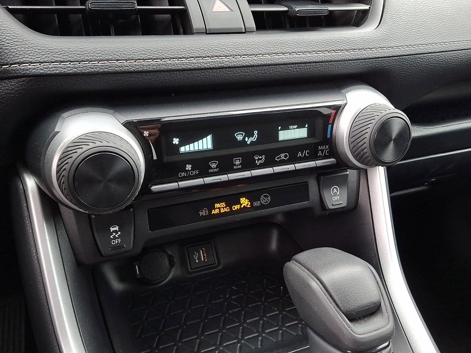 2025 Toyota RAV4 LE AWD (Natl)