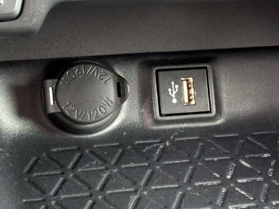 2025 Toyota RAV4 LE AWD (Natl)