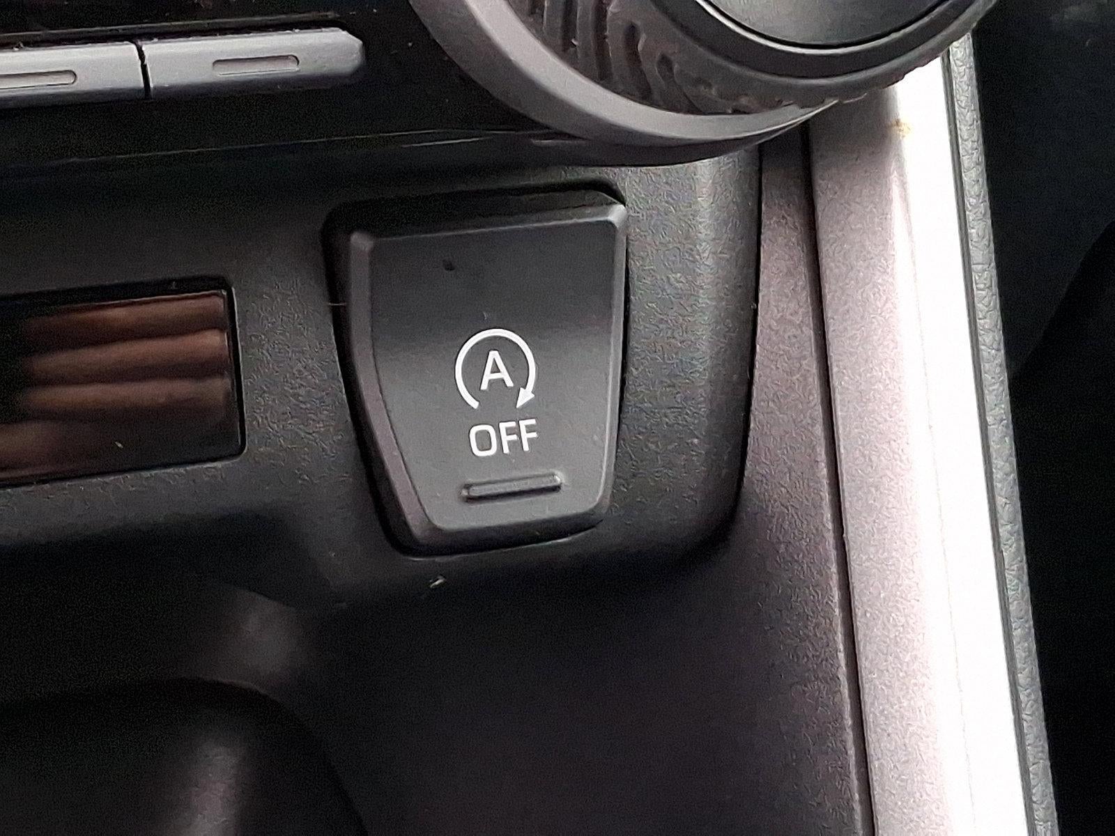 2025 Toyota RAV4 LE AWD (Natl)