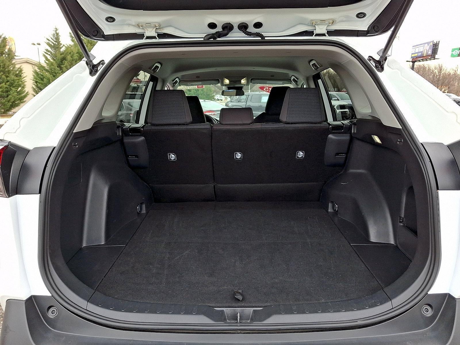 2025 Toyota RAV4 LE AWD (Natl)