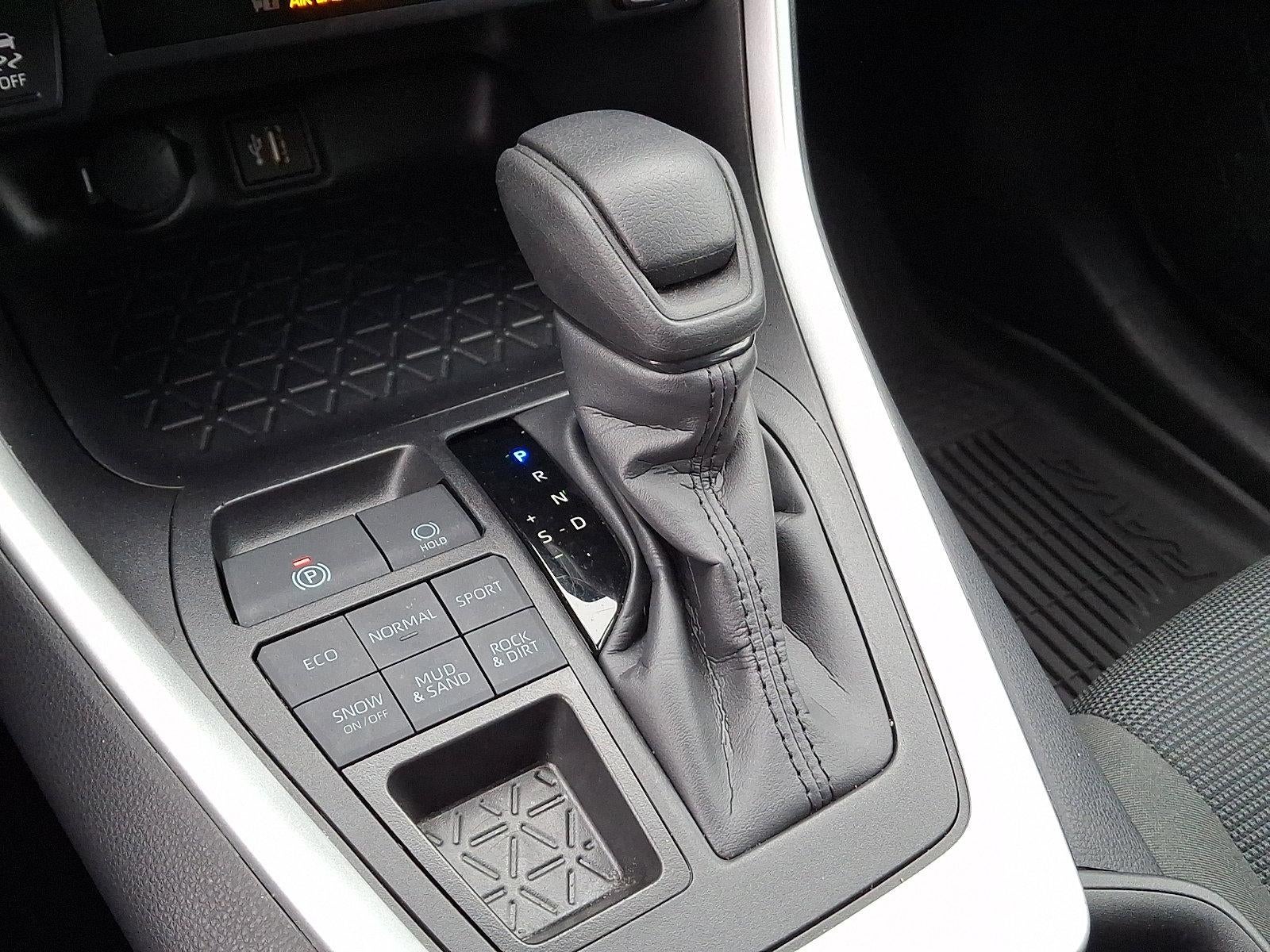 2025 Toyota RAV4 LE AWD (Natl)