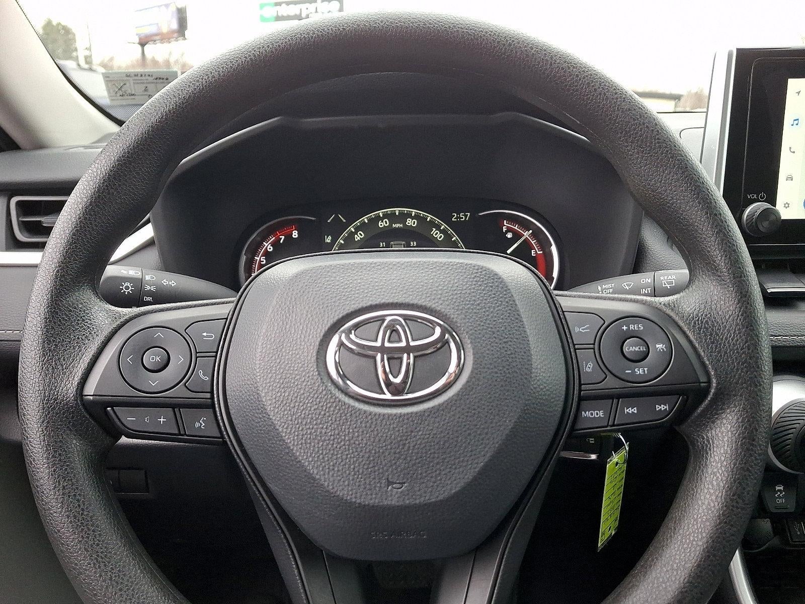 2025 Toyota RAV4 LE AWD (Natl)