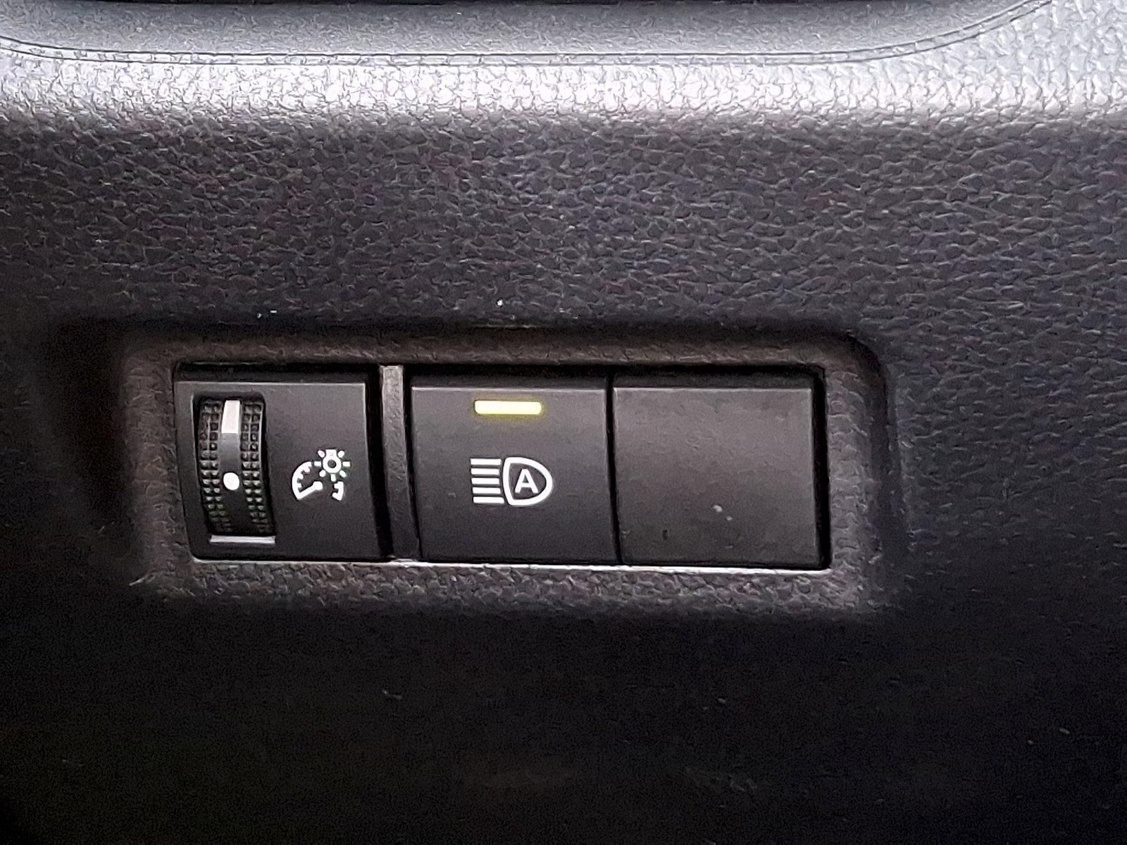 2023 Toyota RAV4 LE AWD (Natl)