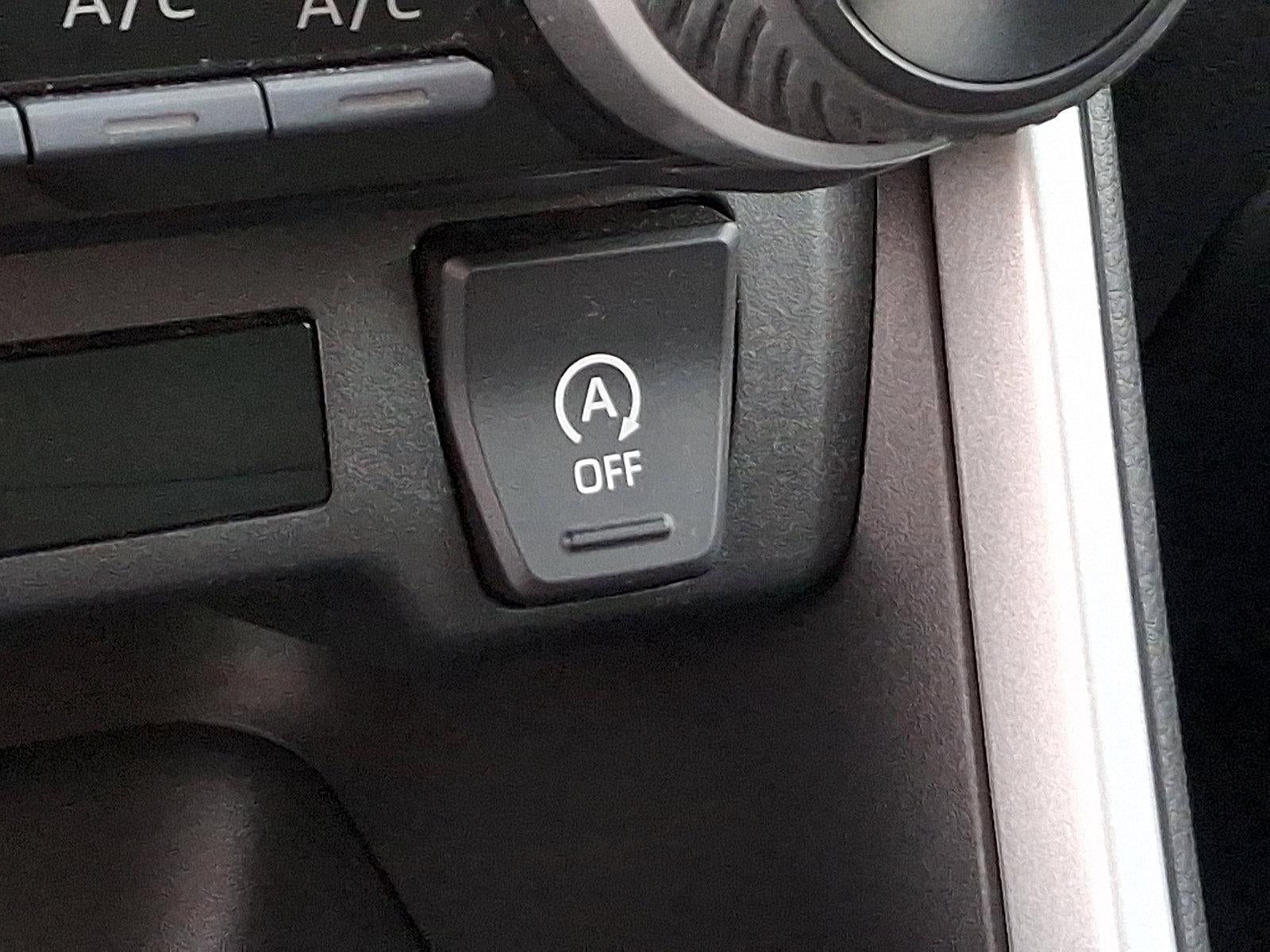 2023 Toyota RAV4 LE AWD (Natl)