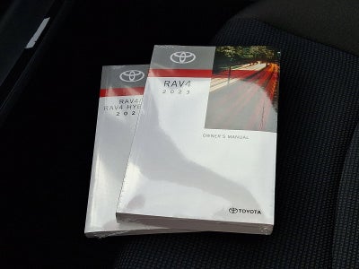 2023 Toyota RAV4 LE AWD (Natl)