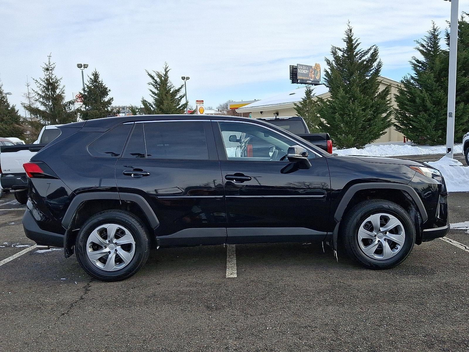 2023 Toyota RAV4 LE AWD (Natl)