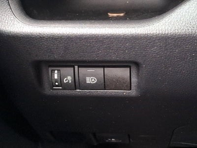 2023 Toyota RAV4 LE AWD (Natl)