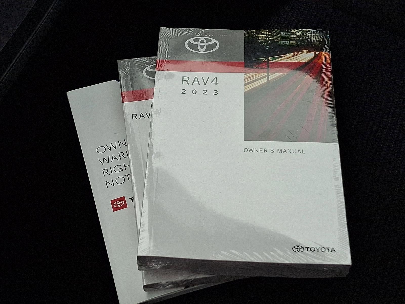 2023 Toyota RAV4 LE AWD (Natl)