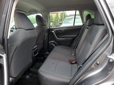 2021 Toyota RAV4 LE FWD (Natl)