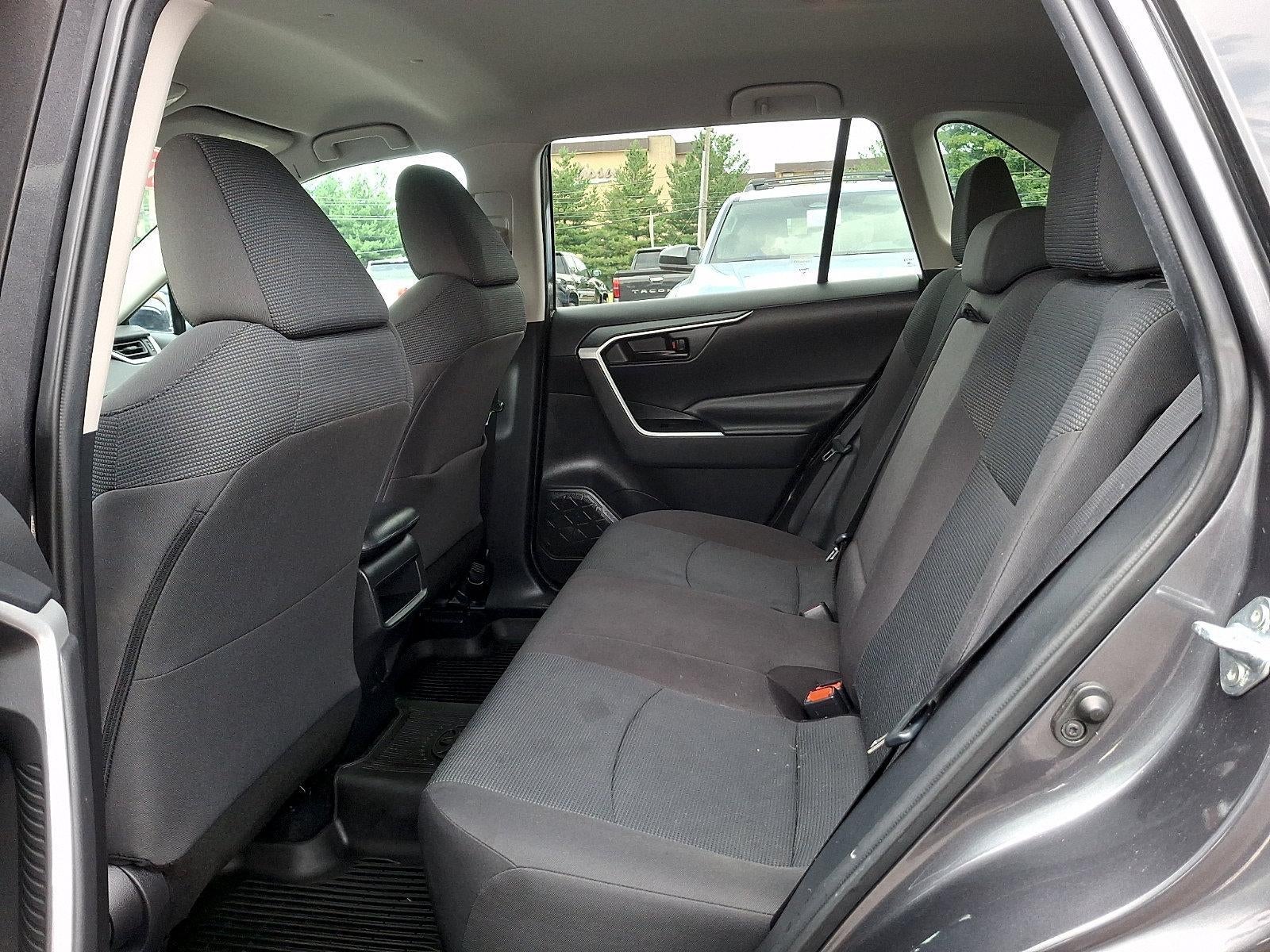 2021 Toyota RAV4 LE FWD (Natl)