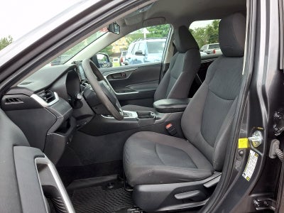 2021 Toyota RAV4 LE FWD (Natl)