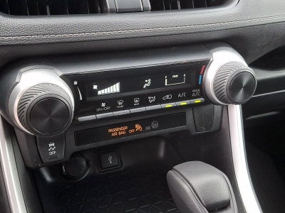 2021 Toyota RAV4 LE FWD (Natl)