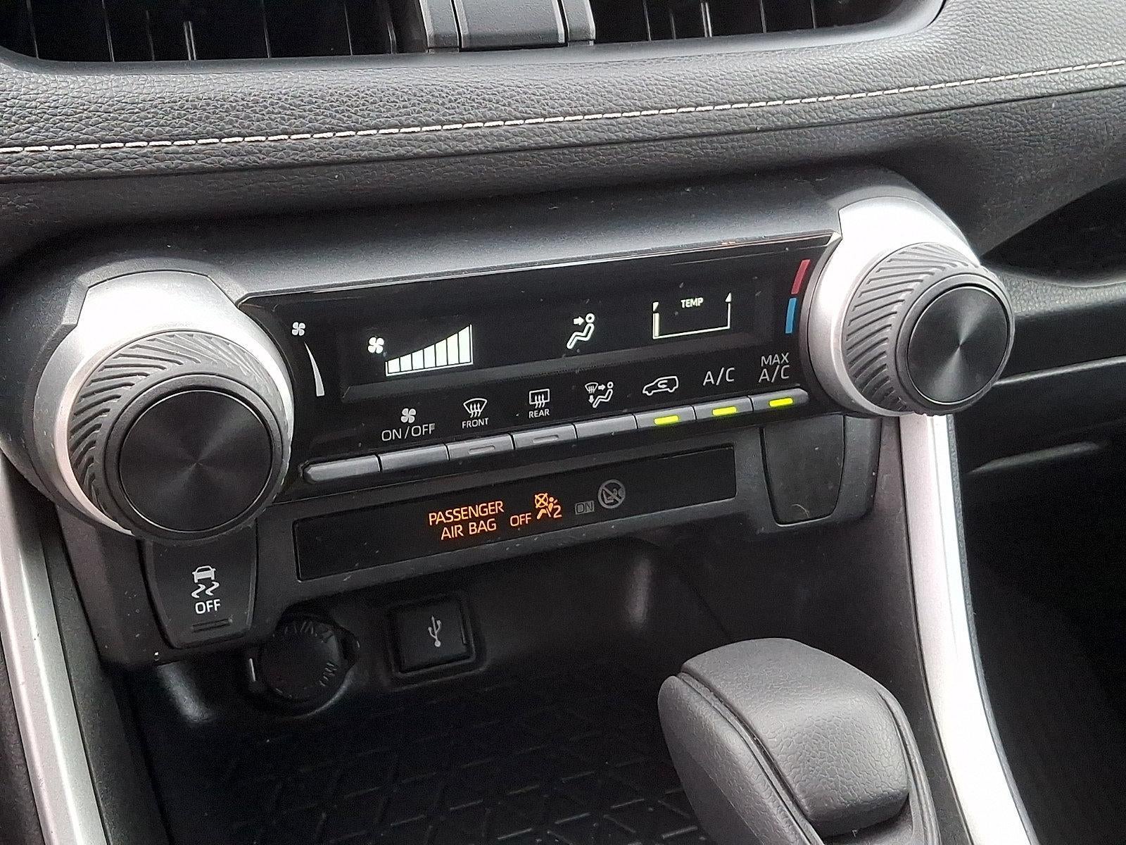 2021 Toyota RAV4 LE FWD (Natl)