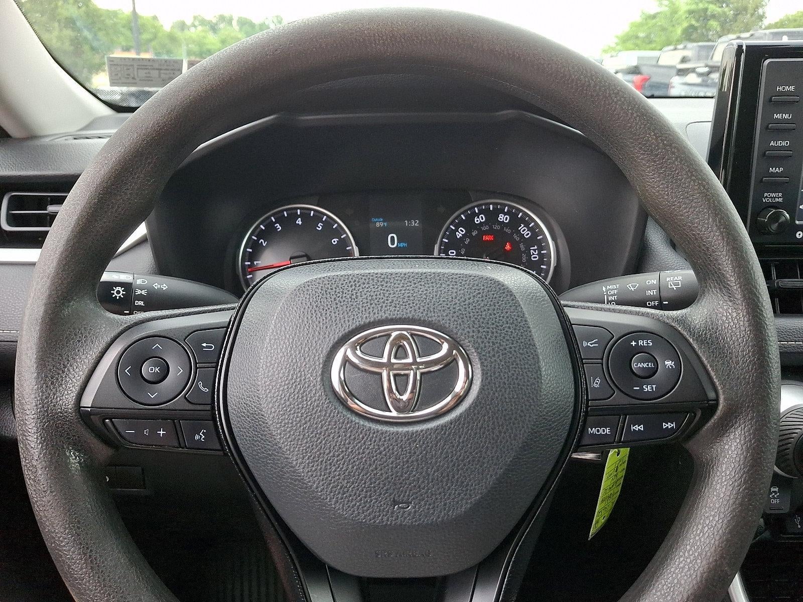 2021 Toyota RAV4 LE FWD (Natl)