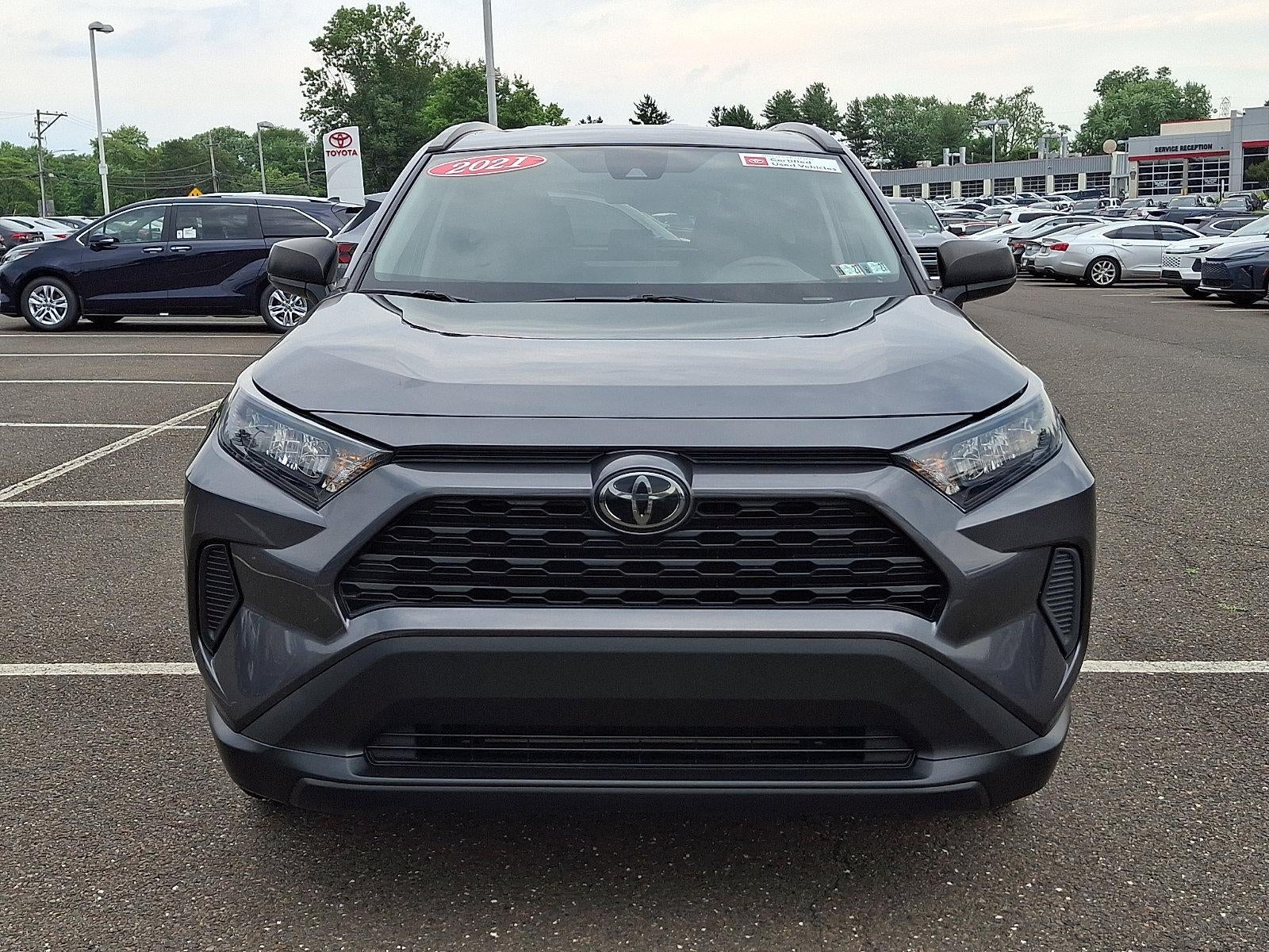 2021 Toyota RAV4 LE FWD (Natl)