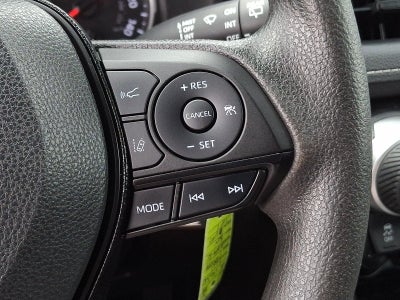 2021 Toyota RAV4 LE FWD (Natl)