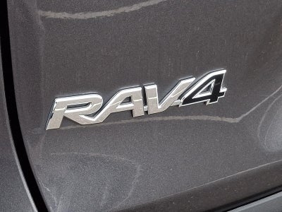 2021 Toyota RAV4 LE FWD (Natl)
