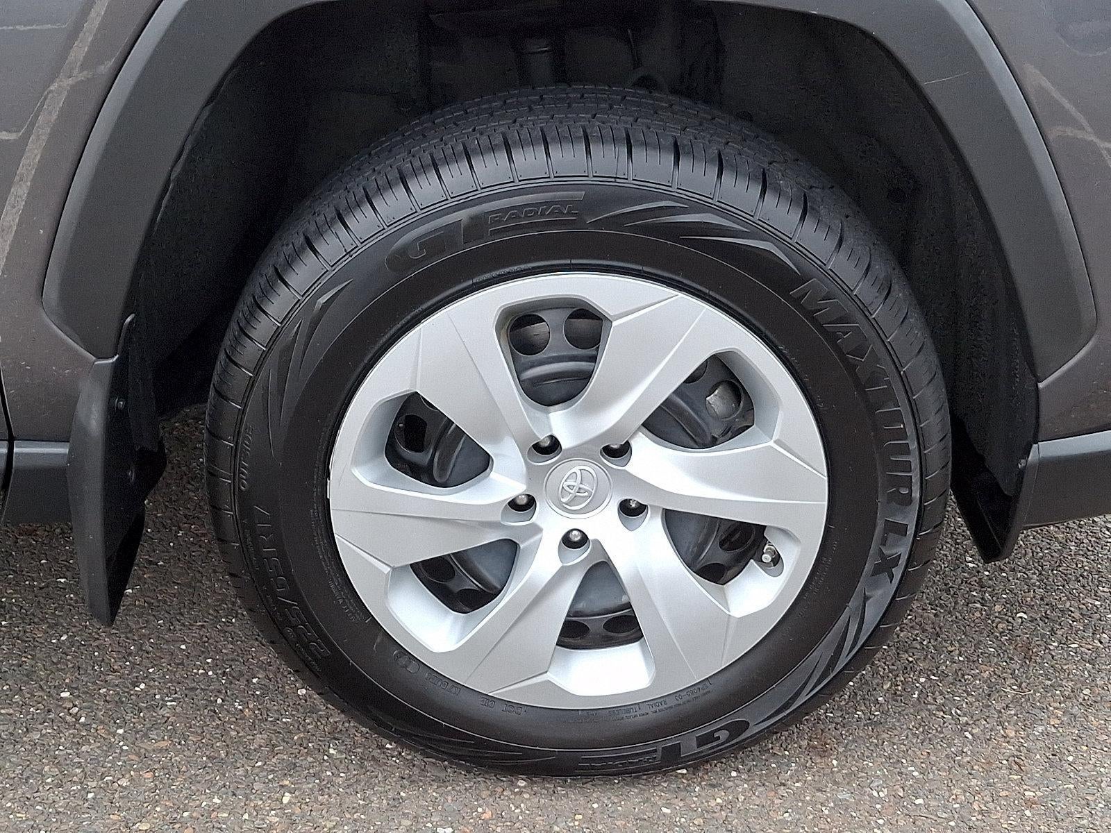 2021 Toyota RAV4 LE FWD (Natl)