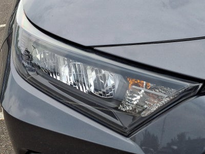 2021 Toyota RAV4 LE FWD (Natl)