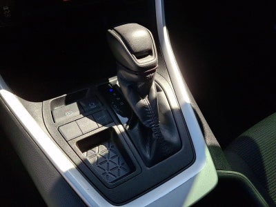 2023 Toyota RAV4 LE FWD (GS)