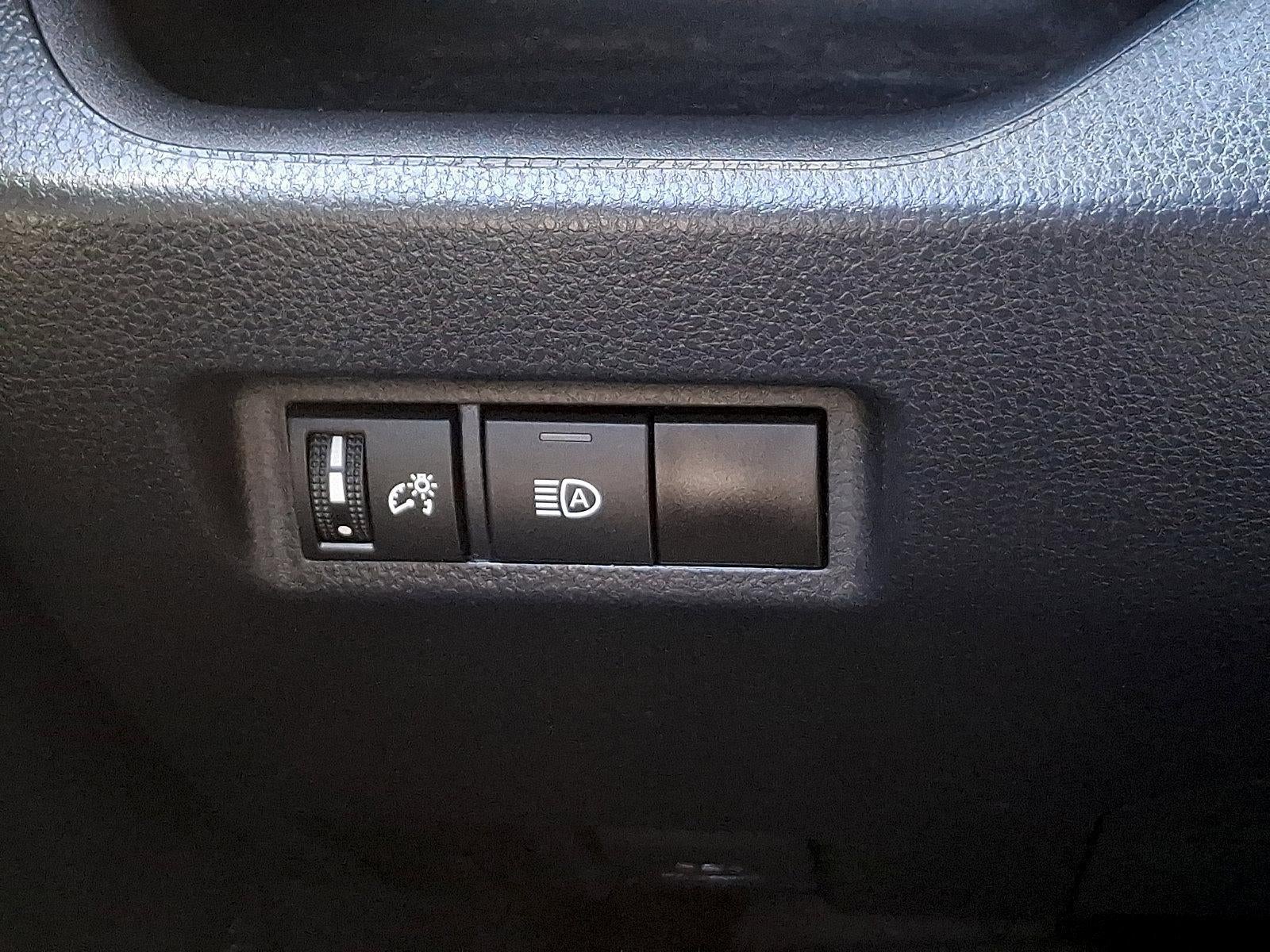 2023 Toyota RAV4 LE FWD (GS)