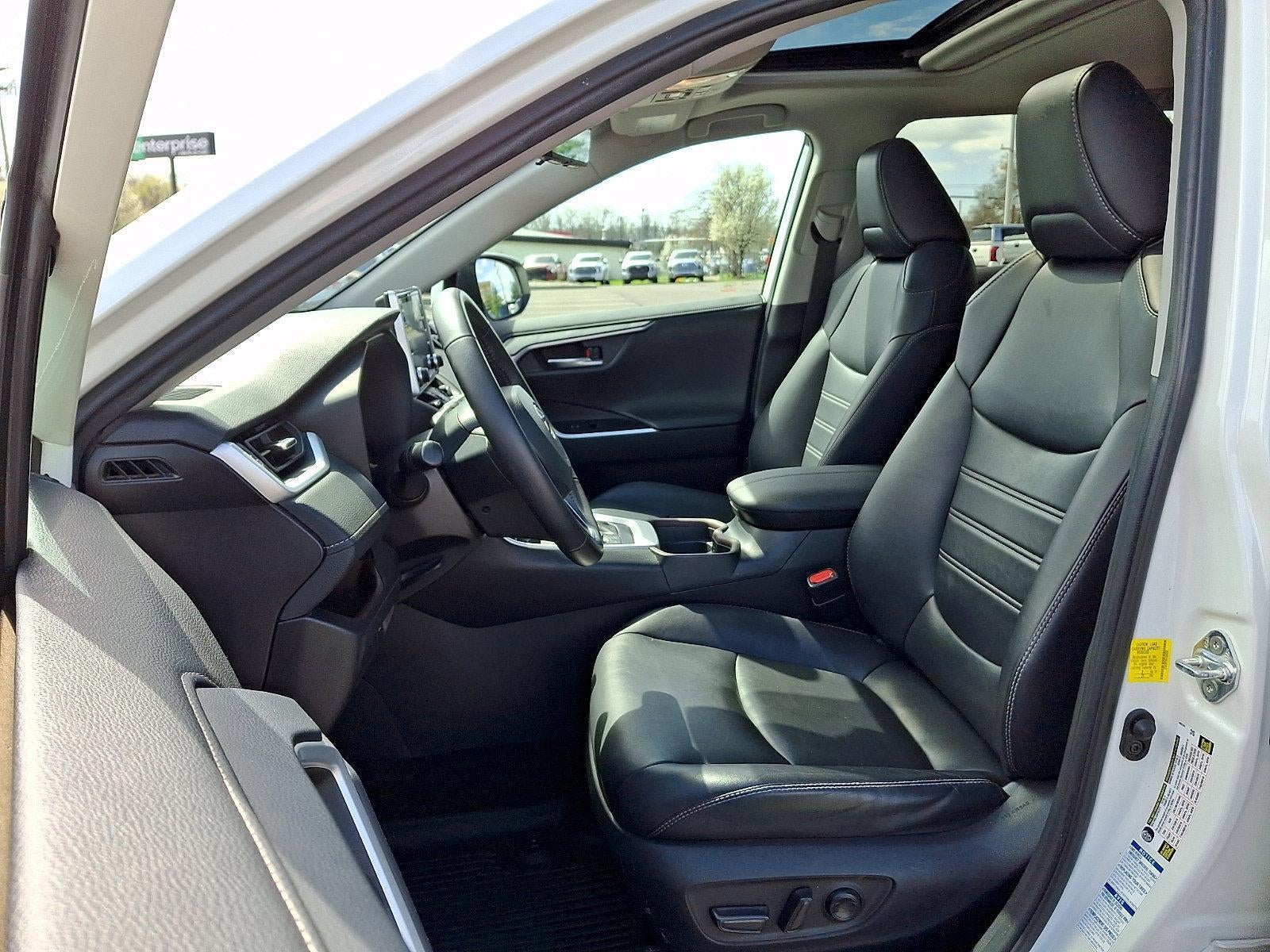 2019 Toyota RAV4 Limited AWD (Natl)