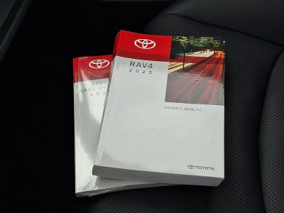 2025 Toyota RAV4 Limited AWD (GS)