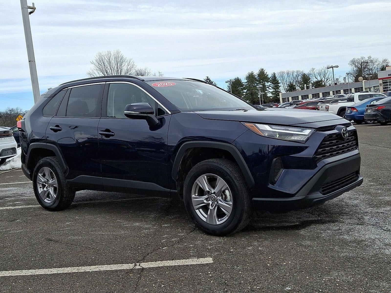 2025 Toyota RAV4 XLE AWD (Natl)