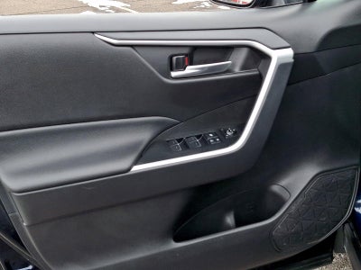 2025 Toyota RAV4 XLE AWD (Natl)