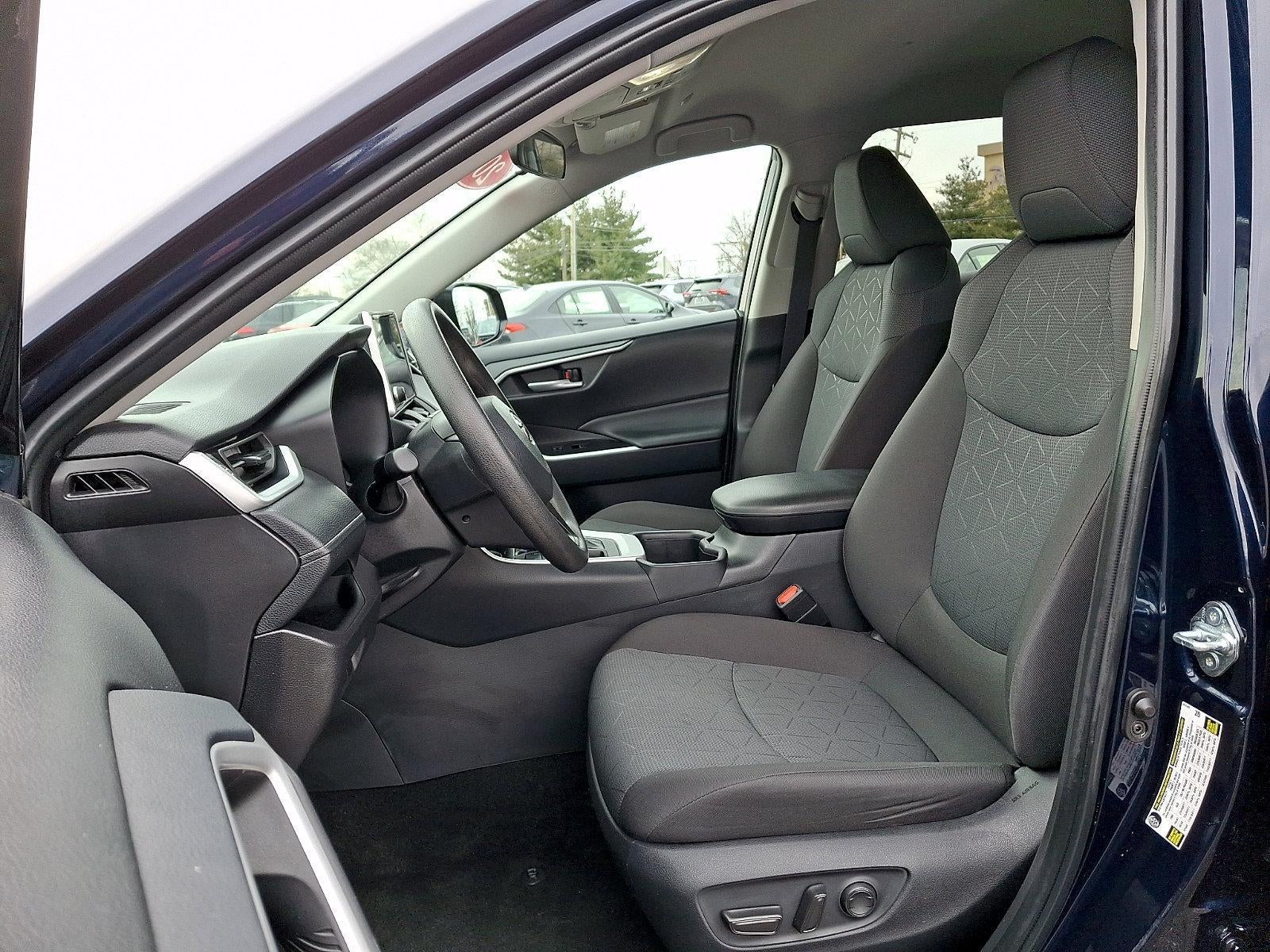 2025 Toyota RAV4 XLE AWD (Natl)