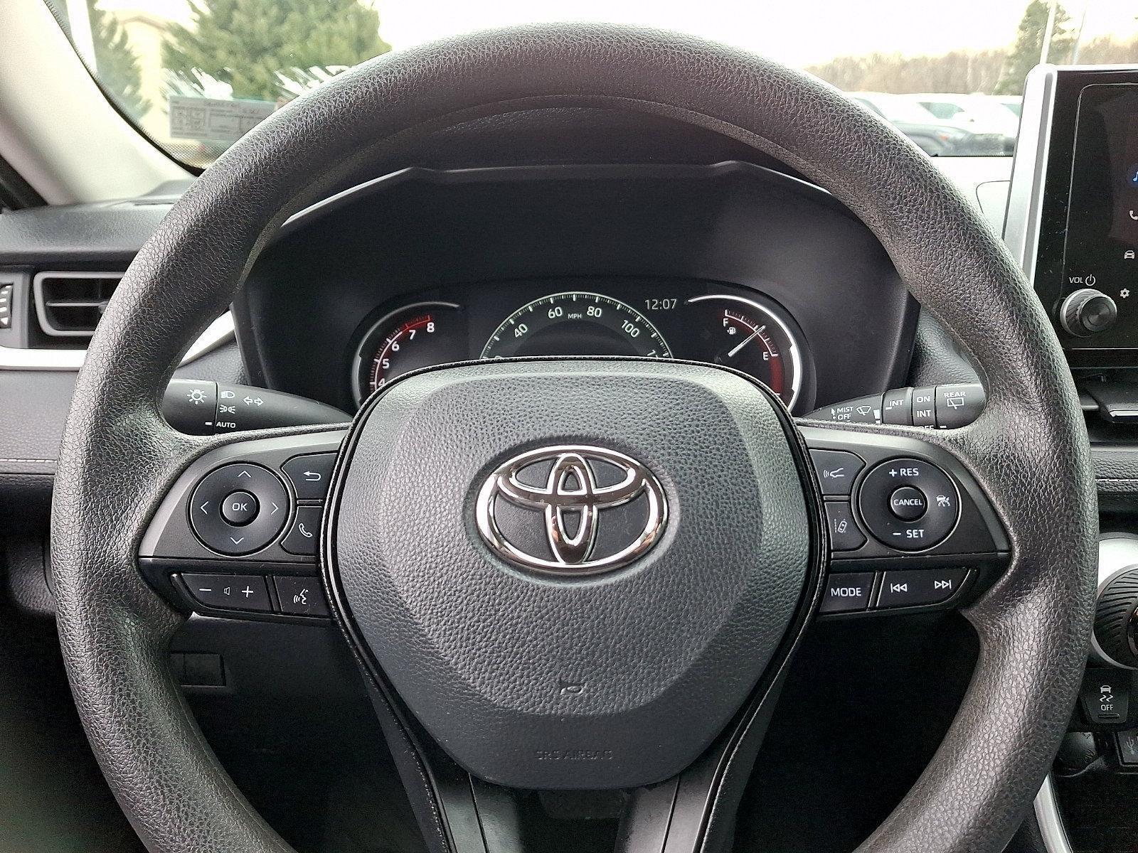 2025 Toyota RAV4 XLE AWD (Natl)