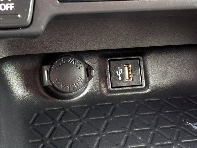 2025 Toyota RAV4 XLE AWD (Natl)