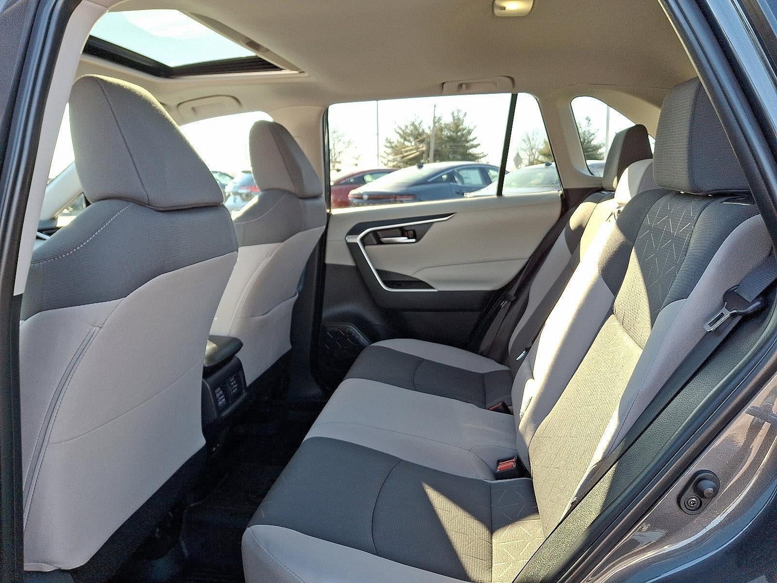 2025 Toyota RAV4 XLE AWD (Natl)