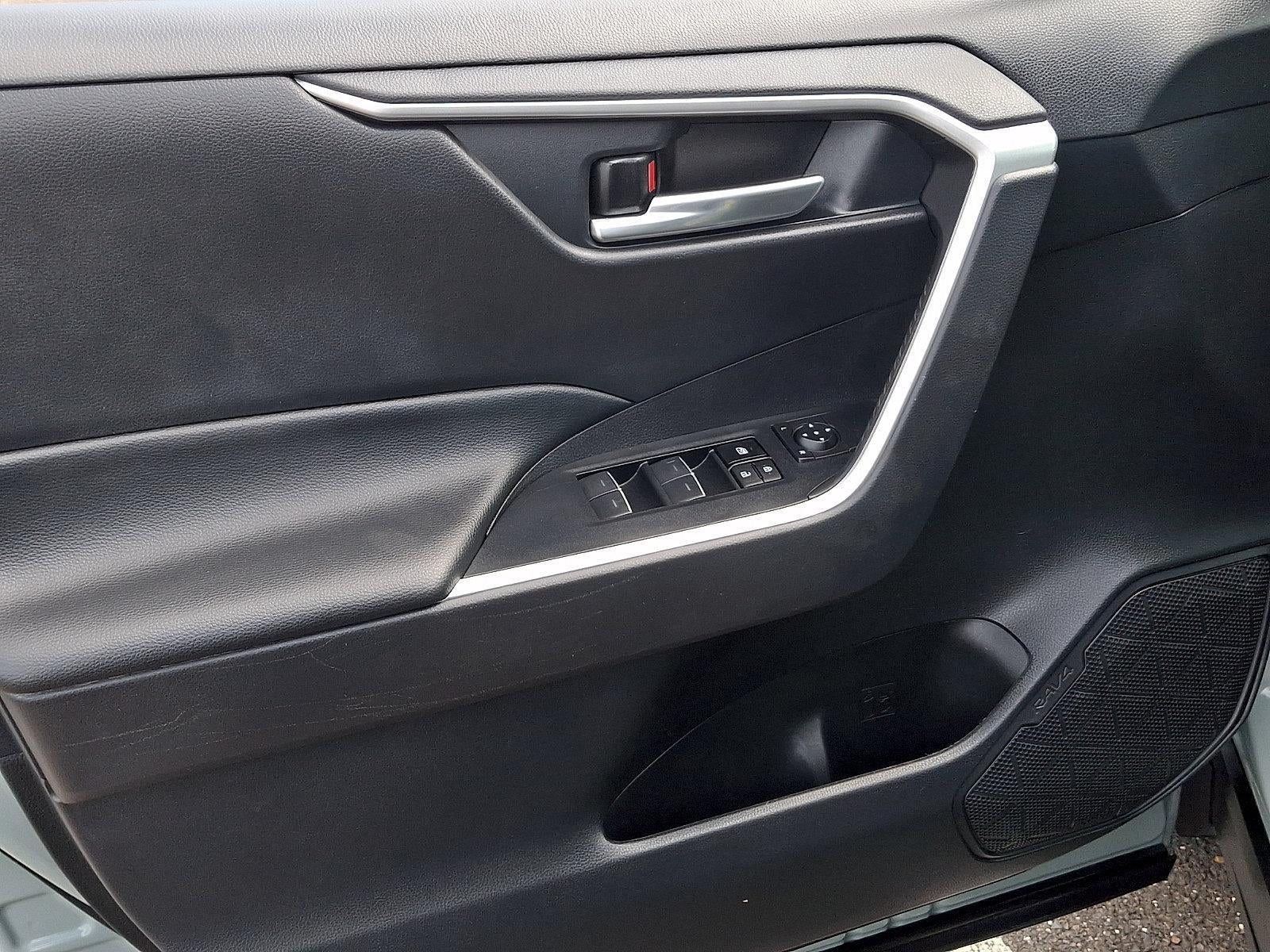 2023 Toyota RAV4 XLE AWD (Natl)