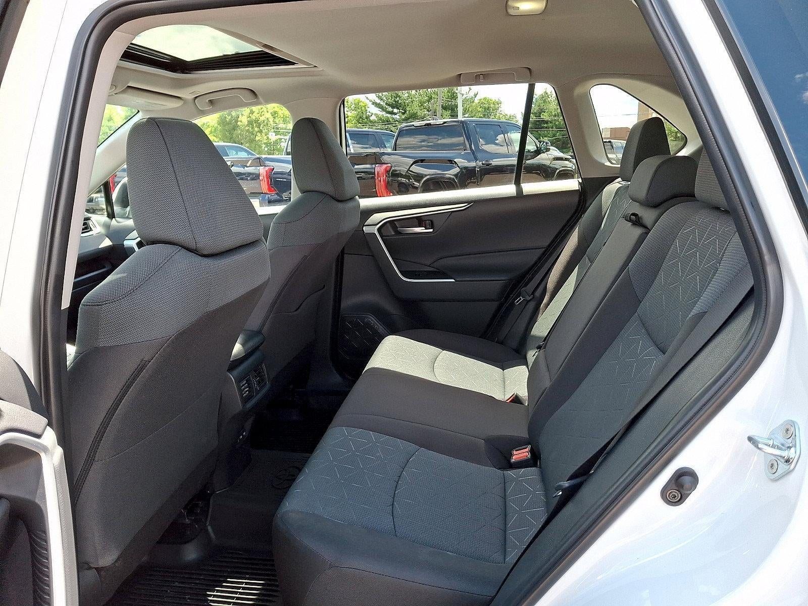 2025 Toyota RAV4 XLE AWD (Natl)